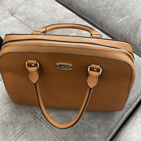 Sold - Picture 4 of 12